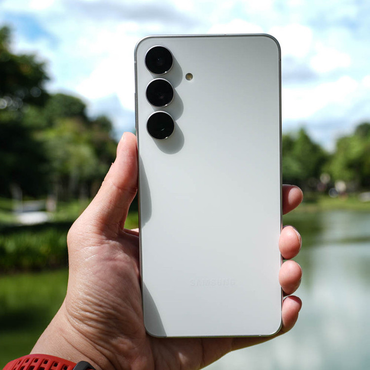 گوشی موبایل سامسونگ مدل Galaxy S25 FE دو سیم کارت ظرفیت 256 گیگابایت و رم 8 گیگابایت