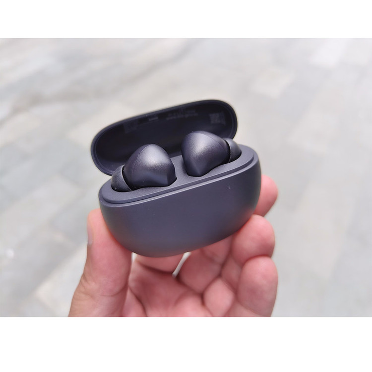 هدفون بلوتوثی شیائومی مدل Redmi Buds 4 Active بدون قابلیت نویز کنسلینگ، درگاه شارژ USB Type-C مقاوم در برابر پاشش آب و تعریق (IPX4)